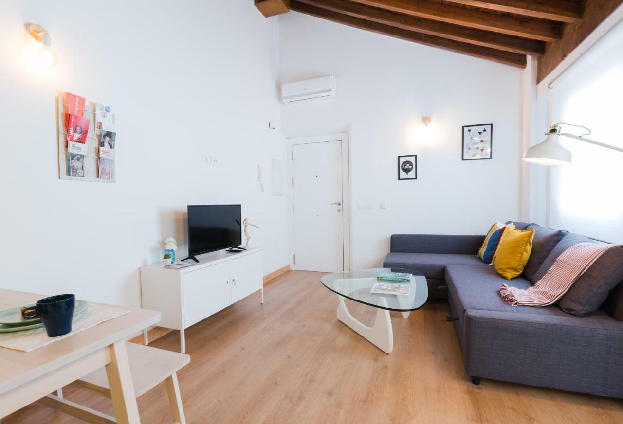 Hola Malaga Centro Apartment Bagian luar foto